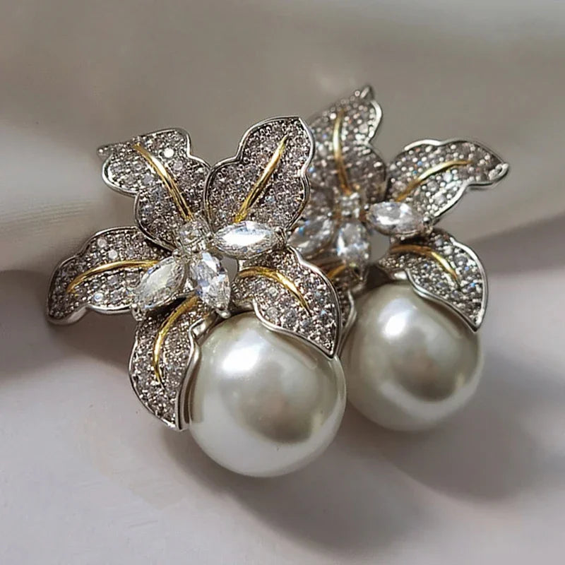 Gorgeous Flower Imitation Pearl Earrings.