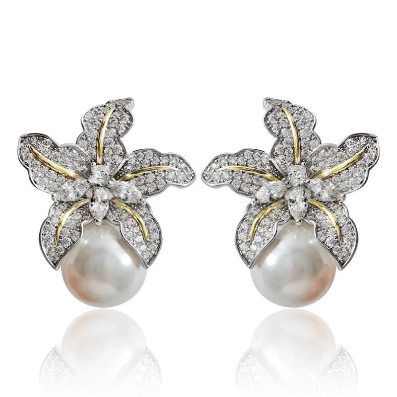 Gorgeous Flower Imitation Pearl Earrings.